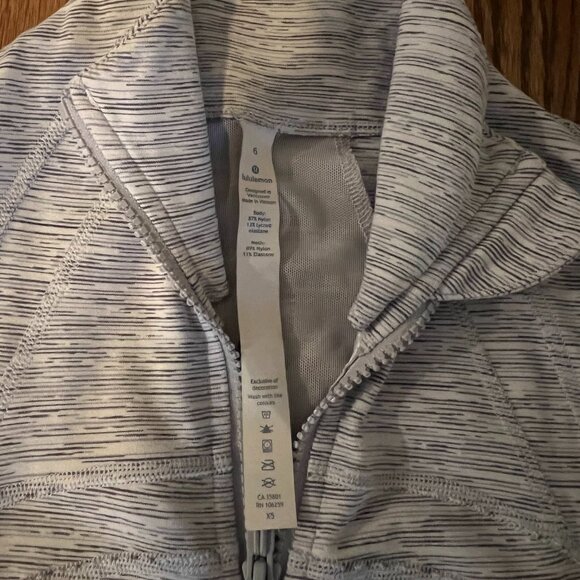 LULULEMON DEFINE WHITE & GRAY JACKET - Picture 3 of 3